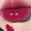 Light Glass-Like Lip Lacquer