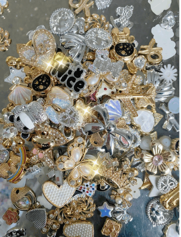 [Random] 5/10/30/50pcs Shoe Charms