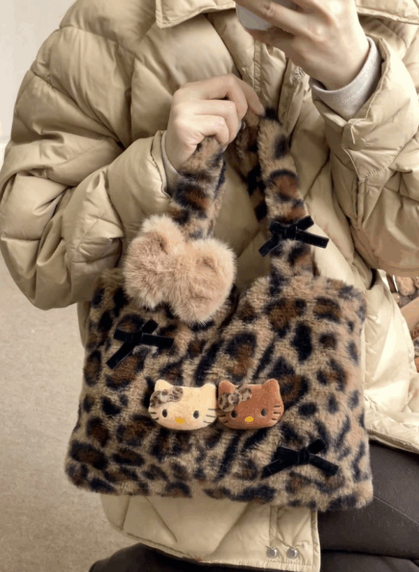 Sanrio Hello Kitty Plush Leopard Print Handbag – Y2K Baddie Meets Boho Chic