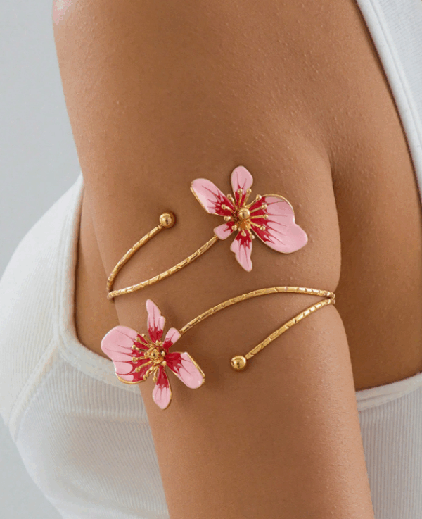 Dual-Head Enamel Flower Bangle