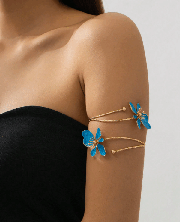 Dual-Head Enamel Flower Bangle