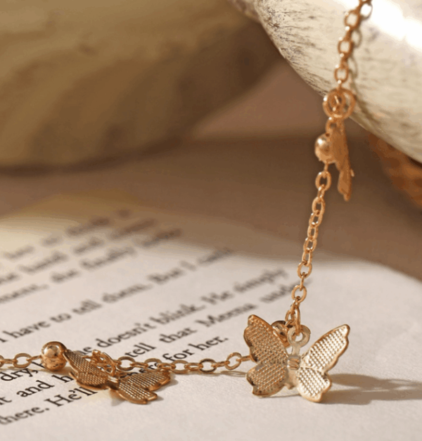 1pc Vintage Alloy Beach Anklet with Hollow Butterfly Pendant